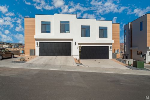 32-2766 W Silver Cholla Ln, St George, UT, 84770-1475 | Card Image