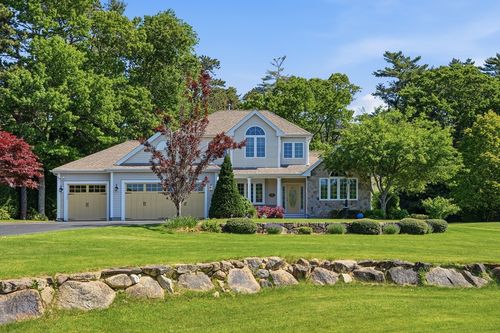 6 Bogside Dr, Plymouth, MA, 02360-8825 | Card Image