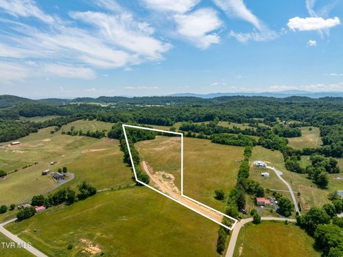 290 Horseshoe Bend Road, Jonesborough, TN, 37659 | Card Image