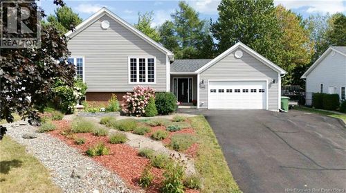 450 Douglas Ave, Fredericton, NB, E3A5T1 | Card Image
