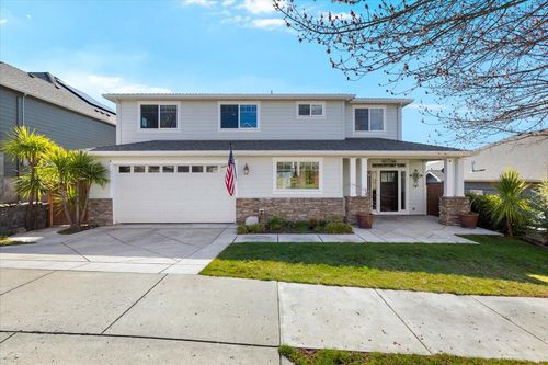 4316 Vineyard Ter, Medford, OR, 97504-9143 | Card Image