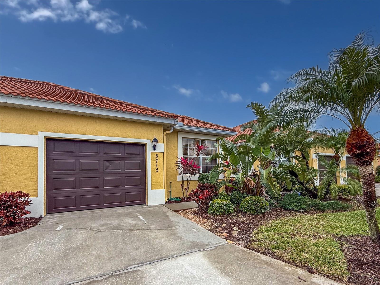Residential in PALMETTO 3