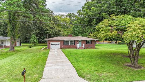 20 Atkins Ln, Newport News, VA, 23602-7205 | Card Image