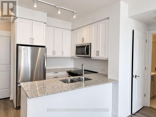 601-10 Gatineau Dr, Vaughan, ON, L4J0L2 | Card Image