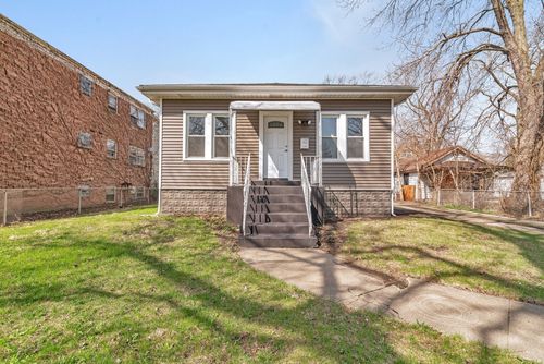 13916 S Dearborn St, Riverdale, IL, 60827-2070 | Card Image