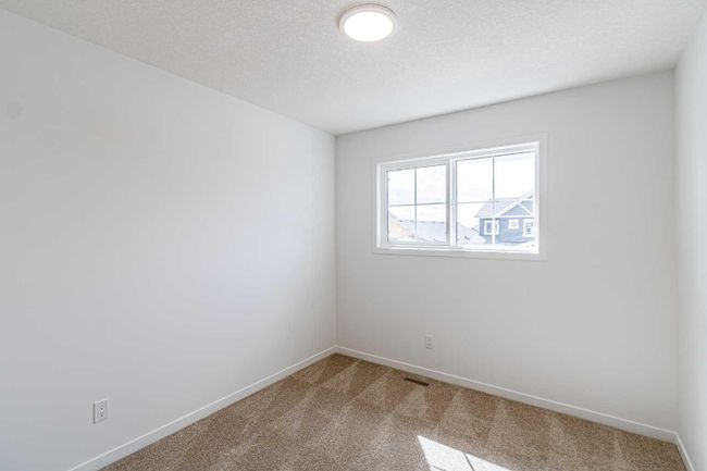 183 Knight Avenue, Home with 3 bedrooms, 2 bathrooms and 2 parking in Crossfield AB | Image 13