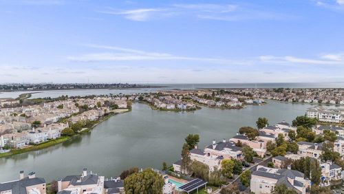 781 Mediterranean Ln, Redwood City, CA, 94065-1758 | Card Image