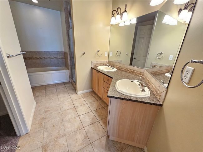 219 - 2455 W Serene Ave, Condo with 2 bedrooms, 3 bathrooms and null parking in Las Vegas NV | Image 14