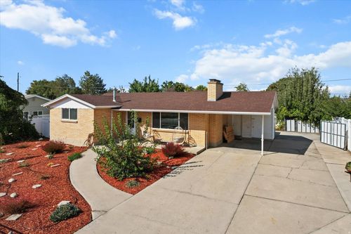 215 Carol Way, Midvale, UT, 84047-6147 | Card Image