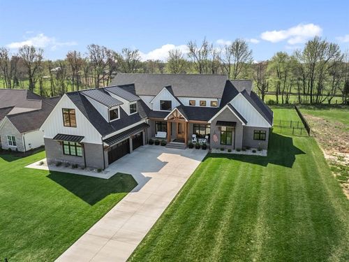 5044 Bridgewood Rd, Owensboro, KY, 42303-4677 | Card Image