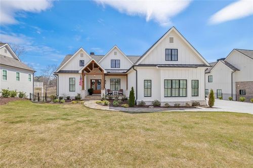 135 Night Fire Ln, Dawsonville, GA, 30534-0777 | Card Image