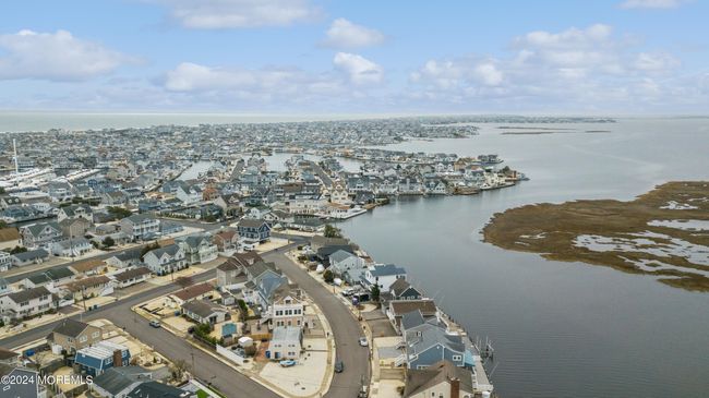 467 Boca Raton Dr, House other with 4 bedrooms, 3 bathrooms and null parking in Lavallette NJ | Image 52