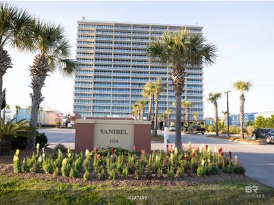 405 - 1524 W Beach Boulevard, Condo with 2 bedrooms, 2 bathrooms and null parking in Gulf Shores AL | Image 1