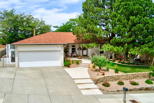1005 Sagebrush Trl, Albuquerque, NM, 87123-4251 | Card Image