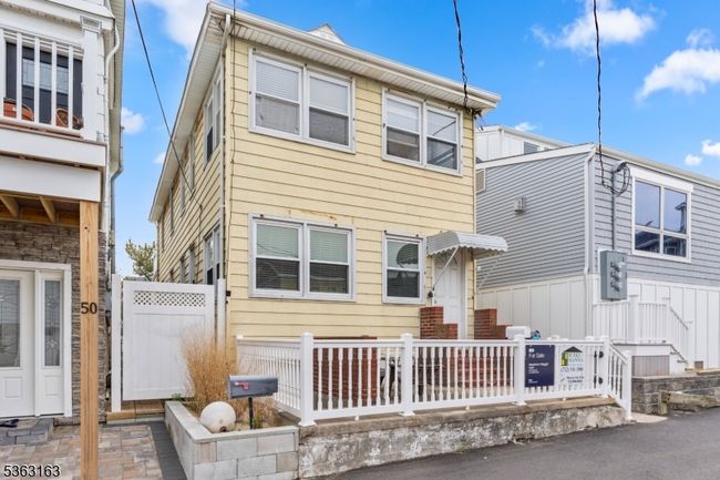 49 North Way, House other with 5 bedrooms, 2 bathrooms and null parking in Sea Bright NJ | Image 16