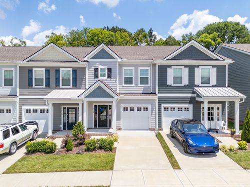 7168 Gracious Dr, Franklin, TN, 37064-4108 | Card Image
