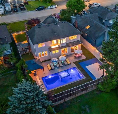 2021 Rufus Dr, North Vancouver, BC, V7J3N2 | Card Image