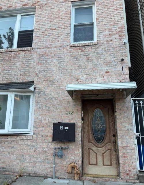 1-212 Beacon Ave, Jersey City, NJ, 07306-3502 | Card Image