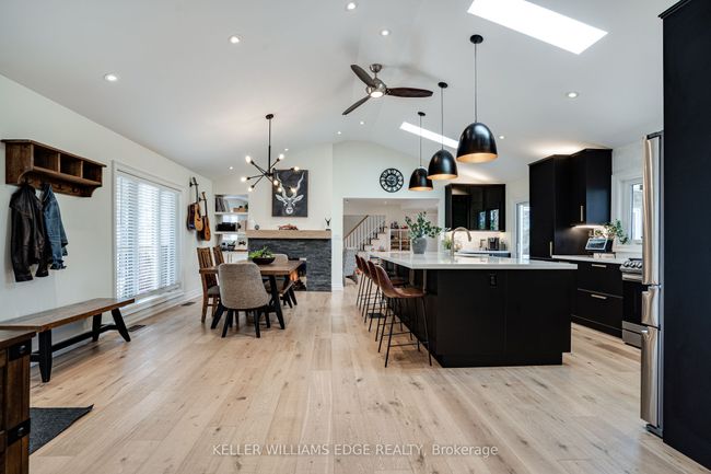 3322 Regional Rd 56, House other with 5 bedrooms, 3 bathrooms and 10 parking in Hamilton ON | Image 6
