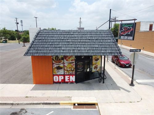 700 S Main St, McAllen, TX, 78501-5004 | Card Image