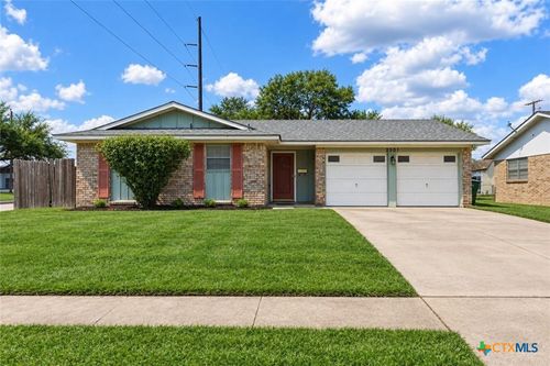 4601 Dahlia Ln, Victoria, TX, 77904-2160 | Card Image