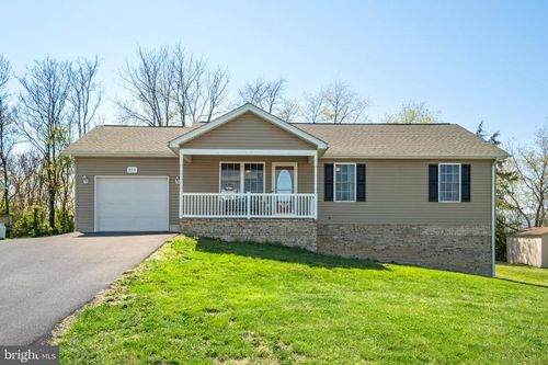 295 Tanager Ln, ELKTON, VA, 22827-9402 | Card Image