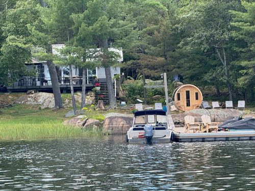 2 A22 Island N/A, The Archipelago, ON, P0G1K0 | Card Image