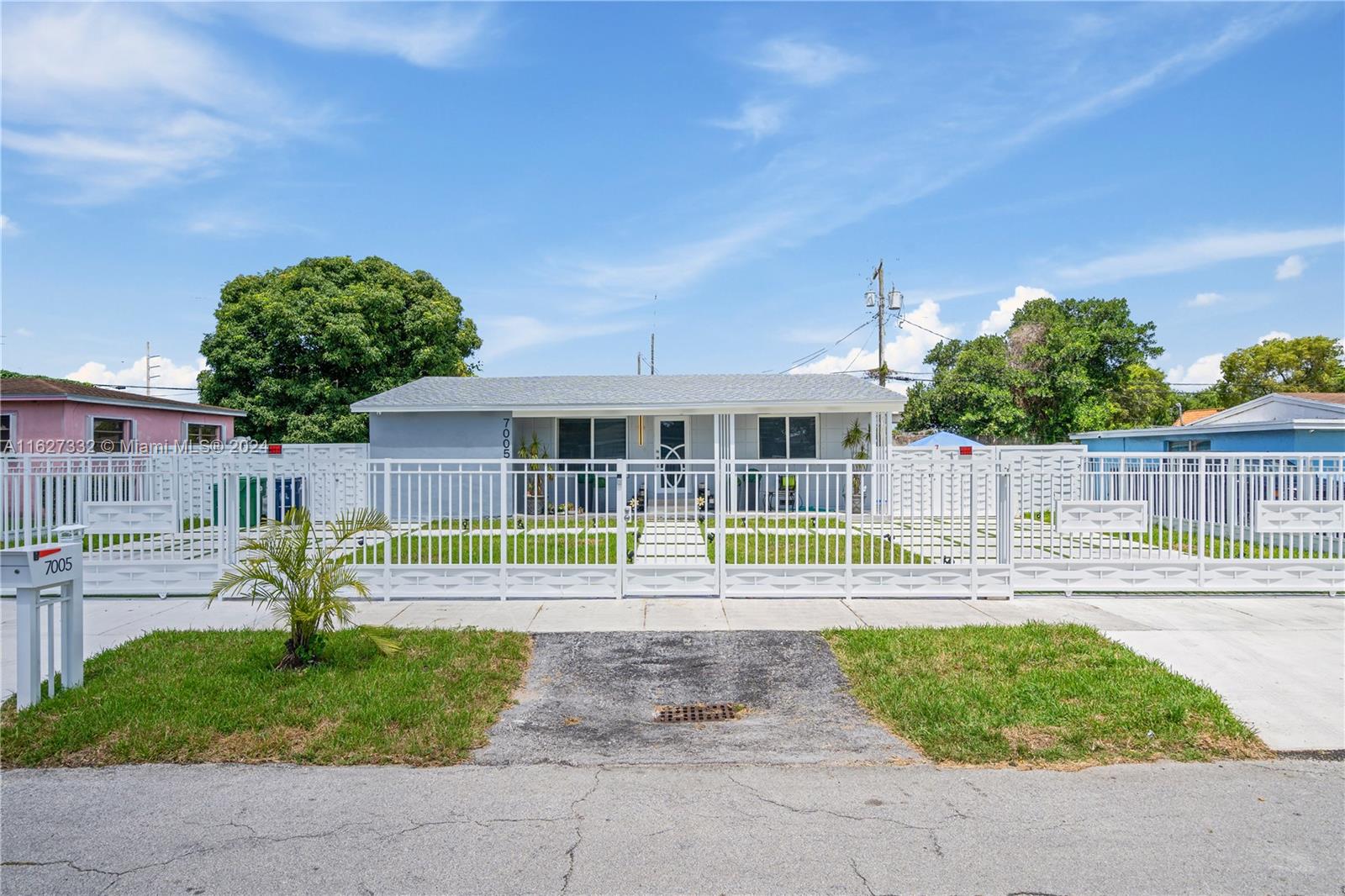 28th Ave, Miami, FL 33147