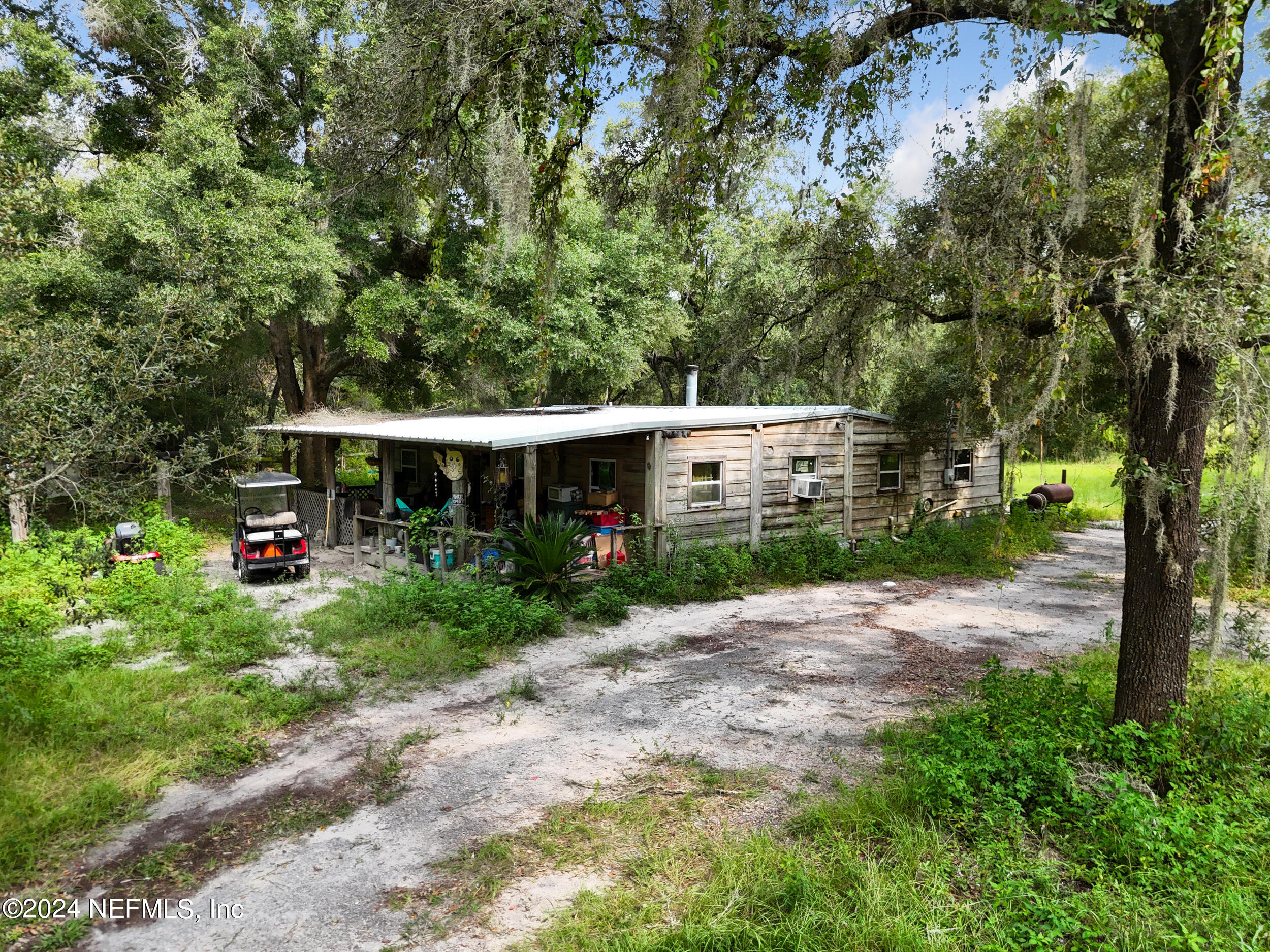70th St, Trenton, FL 32693