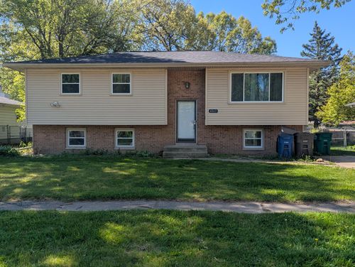 4263 E 27th Ln, Lake Station, IN, 46405-2410 | Card Image