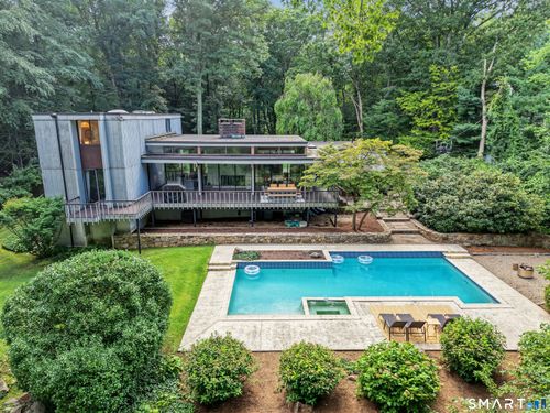 9 Autumn Ridge Rd, Weston, CT, 06883-2528 | Card Image