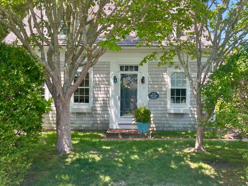 7 Fox Hill Rd, Chatham, MA, 02633-1408 | Card Image