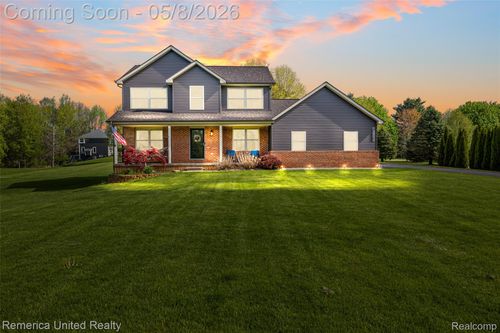 2558 Clivedon Rd, Howell, MI, 48843-6989 | Card Image