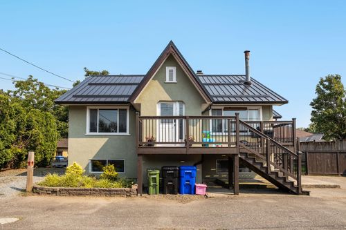 46307 Riverside Dr, Chilliwack, BC, V2P3L2 | Card Image