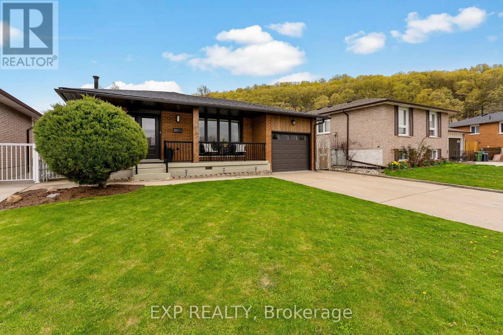 Residential in Hamilton (Gershome) 4