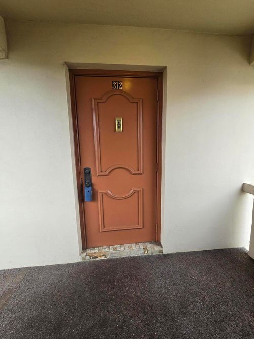 312-2800 W Sunrise Lakes Drive W, Sunrise, FL, 33322 | Card Image