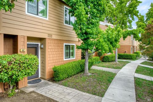 E Park Crest Ct, Novato, CA, 94947 | Card Image