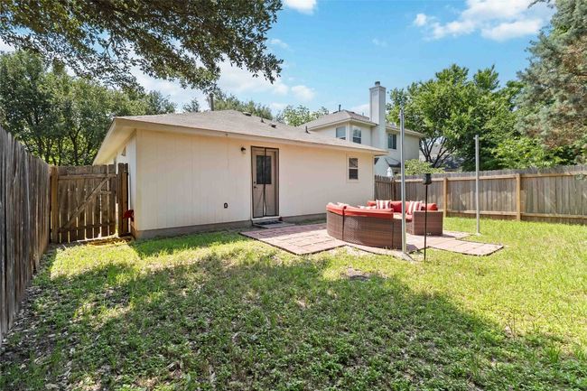 1114 Emmitt Run, House other with 3 bedrooms, 2 bathrooms and null parking in Austin TX | Image 22