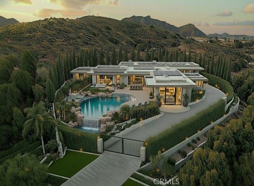 4774 Golf Course Dr, Westlake Village, CA, 91362-4309 | Card Image