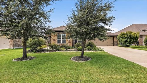 3432 Lockett Hall Cir, Bryan, TX, 77808-1402 | Card Image