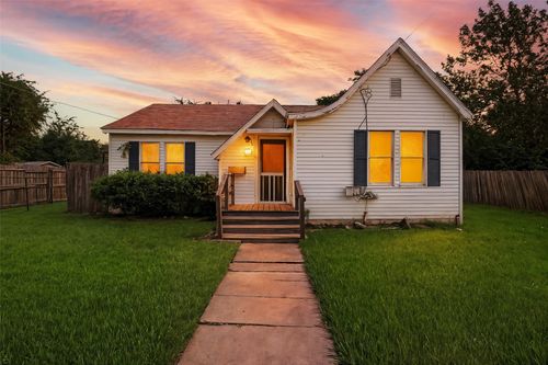 207 California St E, Sulphur Springs, TX, 75482-2207 | Card Image