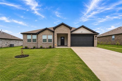 1032 Emerald St, Prairie Grove, AR, 72753-5026 | Card Image