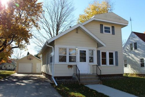 306 2nd Ave, Charles City, IA, 50616-2927 | Card Image