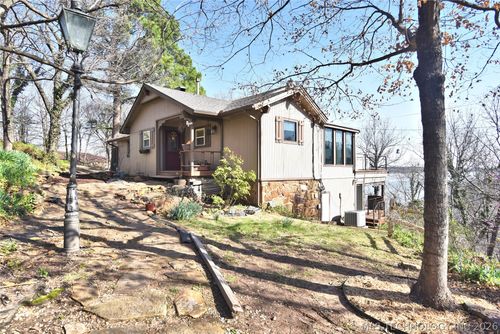 909 N Canyon Cove Dr, Cleveland, OK, 74020-5128 | Card Image