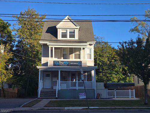 105 Main St, West Orange, NJ, 07052-5421 | Card Image