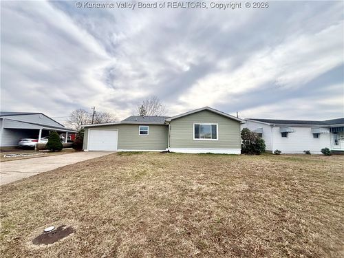 622 Long Ave, Ravenswood, WV, 26164-1348 | Card Image