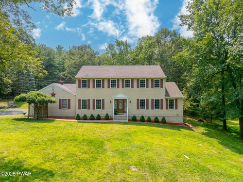 106 Yellow Wood Dr, Milford, PA, 18337-7025 | Card Image