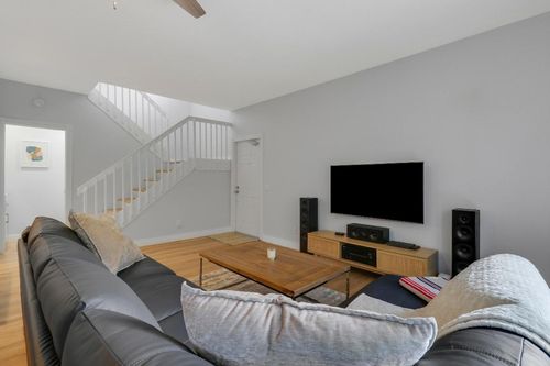 18 Tall Oaks Circle, Tequesta, FL, 33469 | Card Image