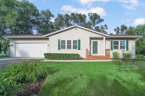 112 Cass St, Spring Grove, IL, 60081-8927 | Card Image