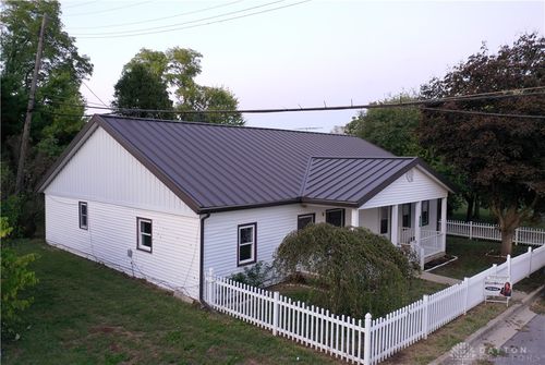 212 E 3rd St, Lewisburg, OH, 45338-9786 | Card Image